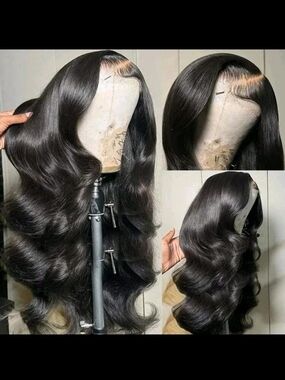 Natural Black Wavy Lace Front Wig - Smooth Body Wave